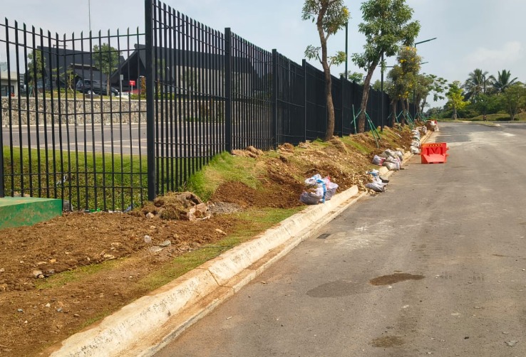 Kondisi awal sebelum penanaman rumput